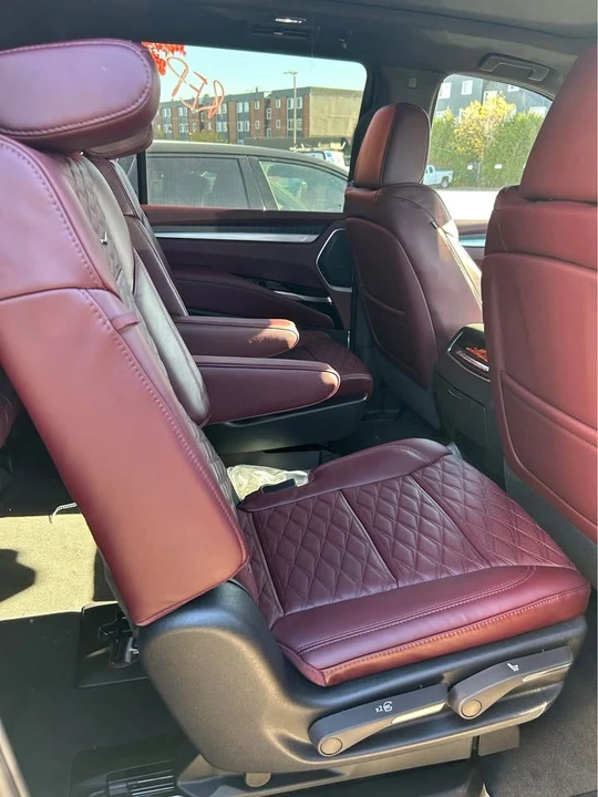 2026 Cadillac Escalade 5th Gen - Image 6 of 10