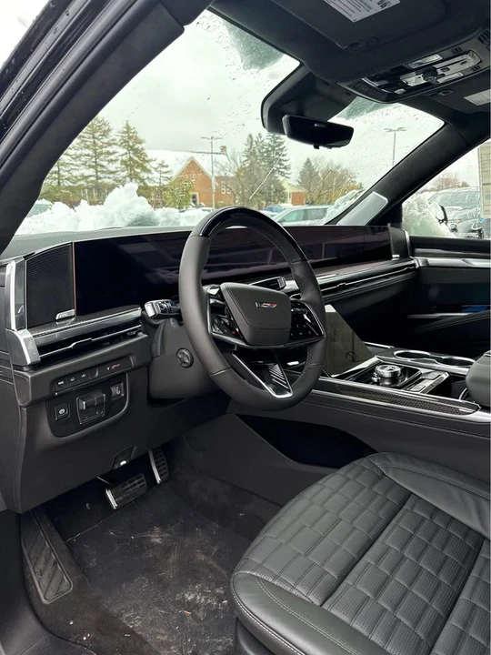 2026 Cadillac Escalade 5th Gen - Image 3 of 5