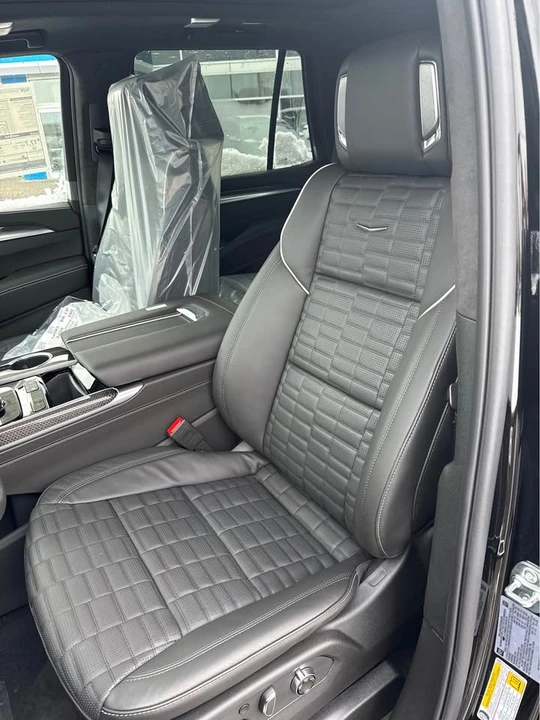 2026 Cadillac Escalade 5th Gen - Image 2 of 5