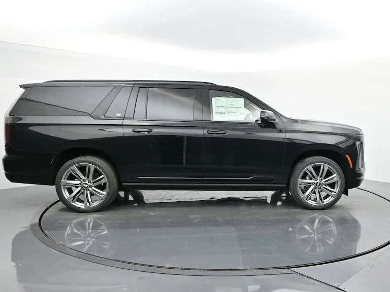 2026 Cadillac Escalade 5th Gen - Image 6 of 12