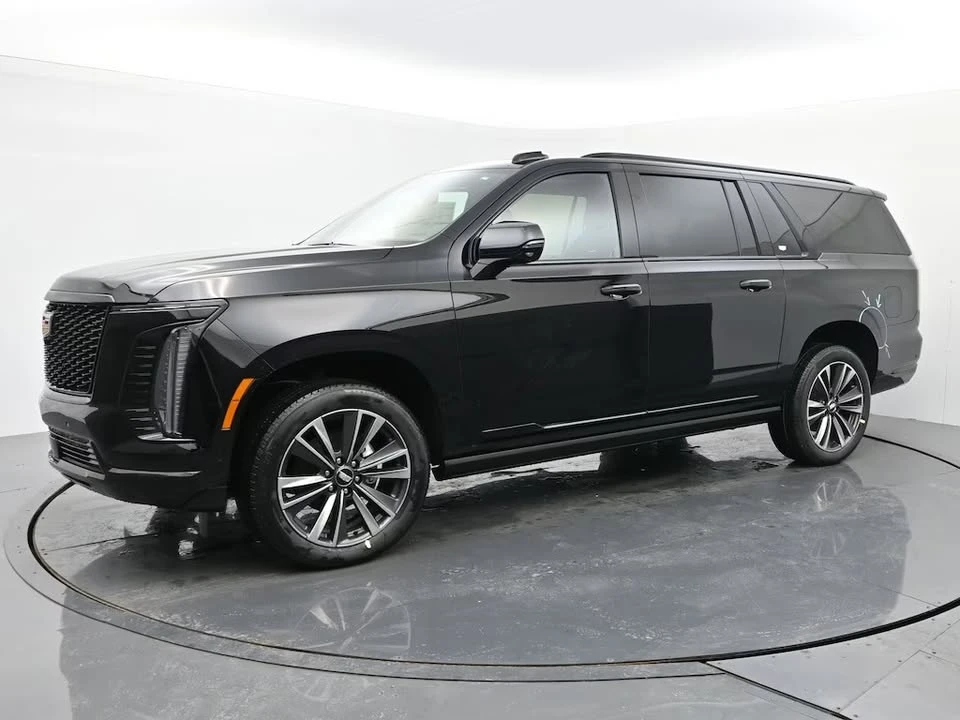 2026 Cadillac Escalade 5th Gen - Image 5 of 12
