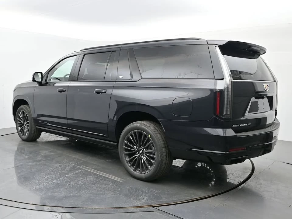 2026 Cadillac Escalade 5th Gen - Image 9 of 12