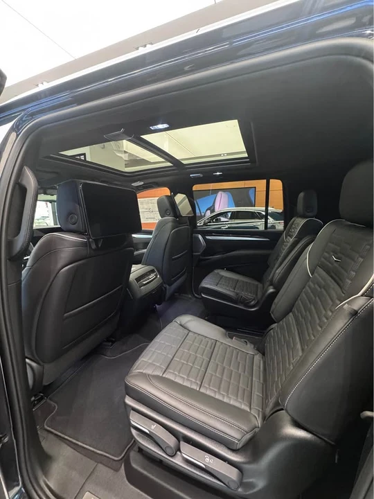 2026 Cadillac Escalade 5th Gen - Image 6 of 7