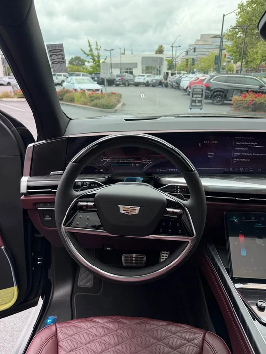 2026 Cadillac Escalade 5th Gen - Image 13 of 20