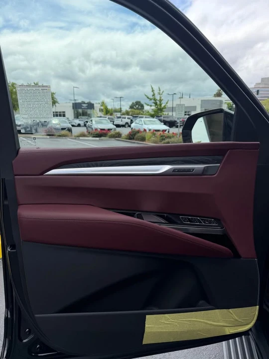2026 Cadillac Escalade 5th Gen - Image 9 of 20