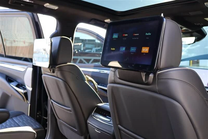 2026 Cadillac Escalade-V 5th Gen - Image 15 of 18