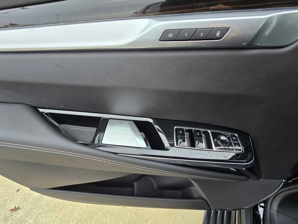 2026 Cadillac Escalade 5th Gen - Image 10 of 13