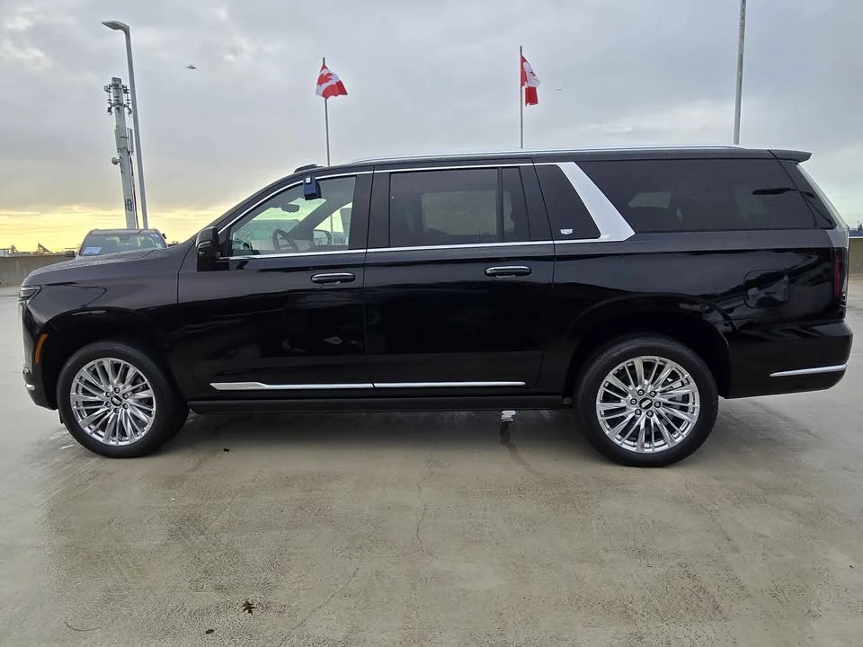 2026 Cadillac Escalade 5th Gen - Image 12 of 13