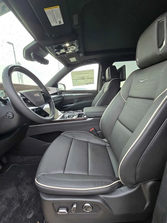 2026 Cadillac Escalade 5th Gen - Image 3 of 13