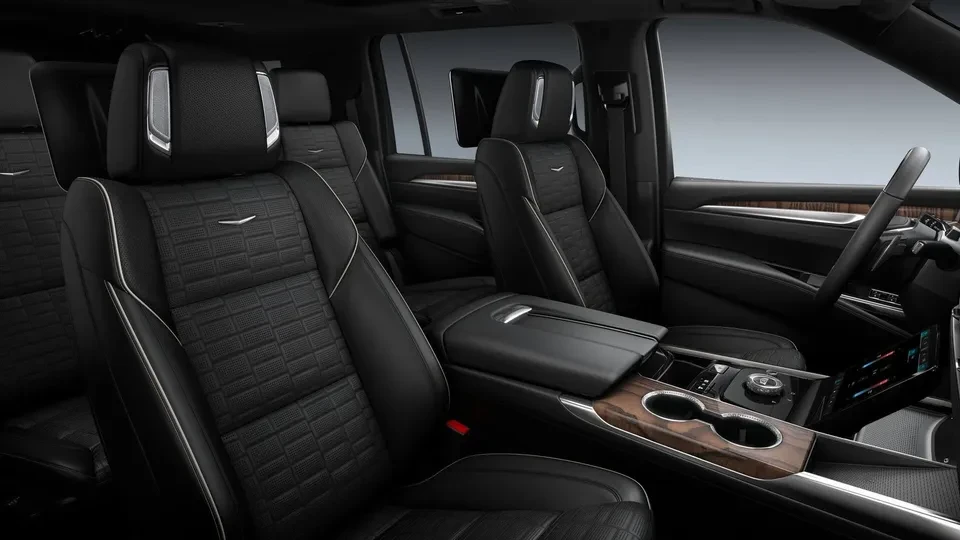 2026 Cadillac Escalade 5th Gen - Image 4 of 6