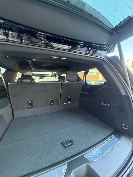 2026 Cadillac Escalade 5th Gen - Image 9 of 14