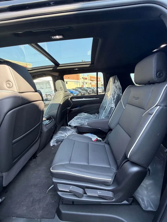 2026 Cadillac Escalade 5th Gen - Image 10 of 14