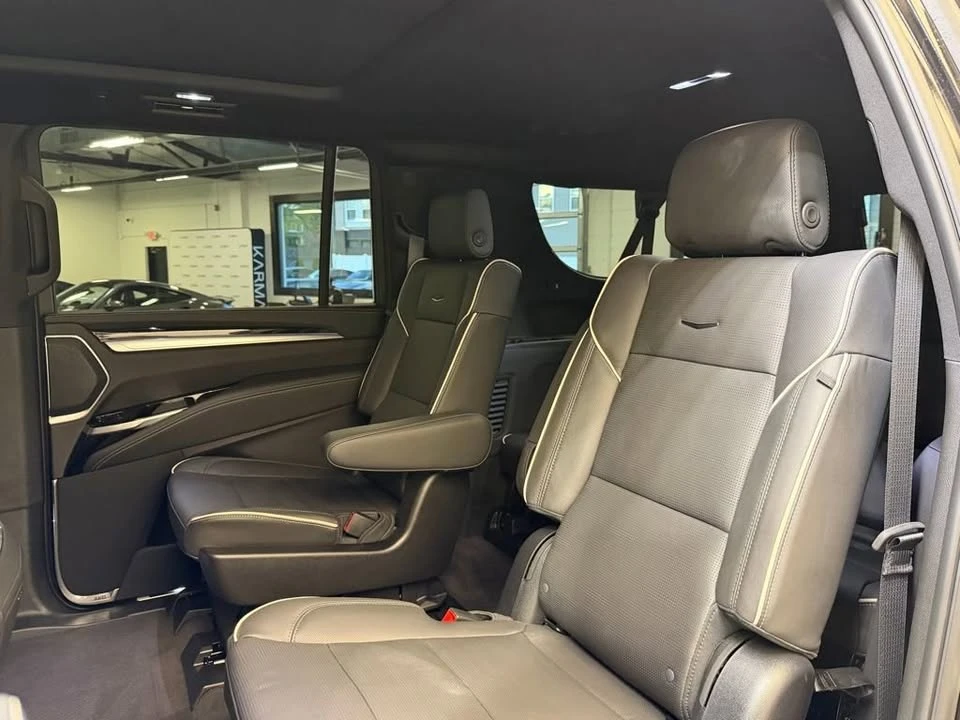 2026 Cadillac Escalade 5th Gen - Image 15 of 16