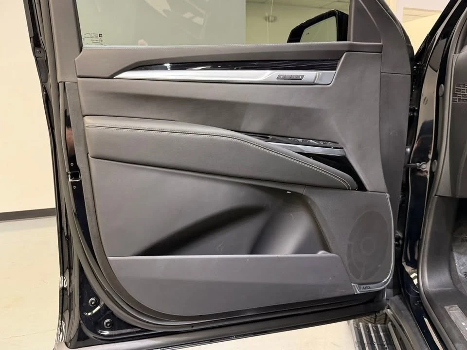 2026 Cadillac Escalade 5th Gen - Image 9 of 16