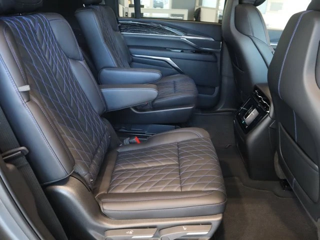 2026 Cadillac Escalade IQ - Image 19 of 20