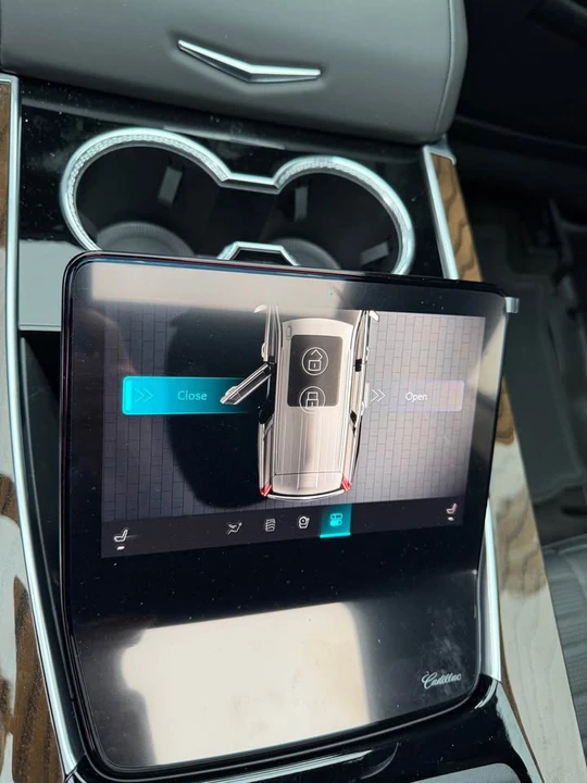 2026 Cadillac Escalade 5th Gen - Image 8 of 16
