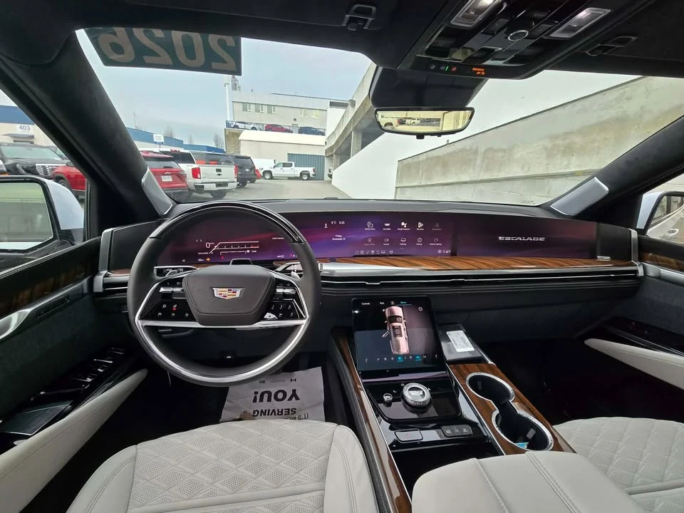 2026 Cadillac Escalade 5th Gen - Image 15 of 19