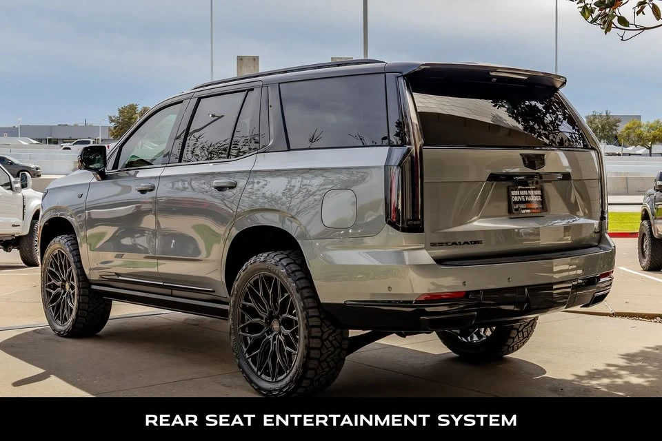2026 Cadillac Escalade 5th Gen - Image 9 of 16