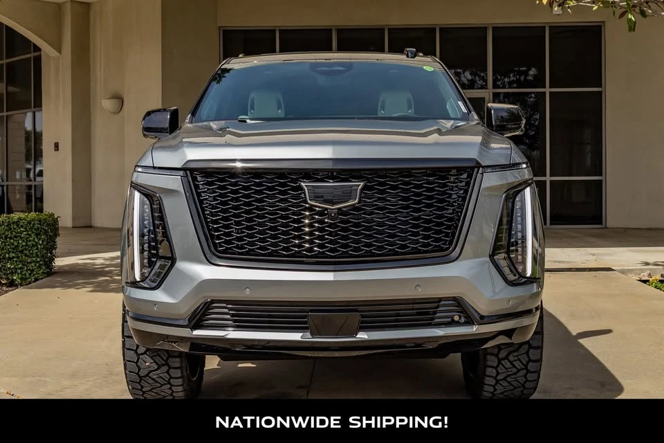 2026 Cadillac Escalade 5th Gen - Image 14 of 16