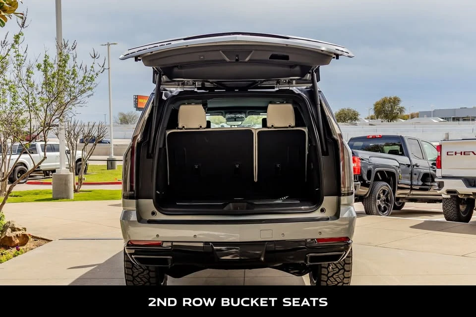 2026 Cadillac Escalade 5th Gen - Image 15 of 16