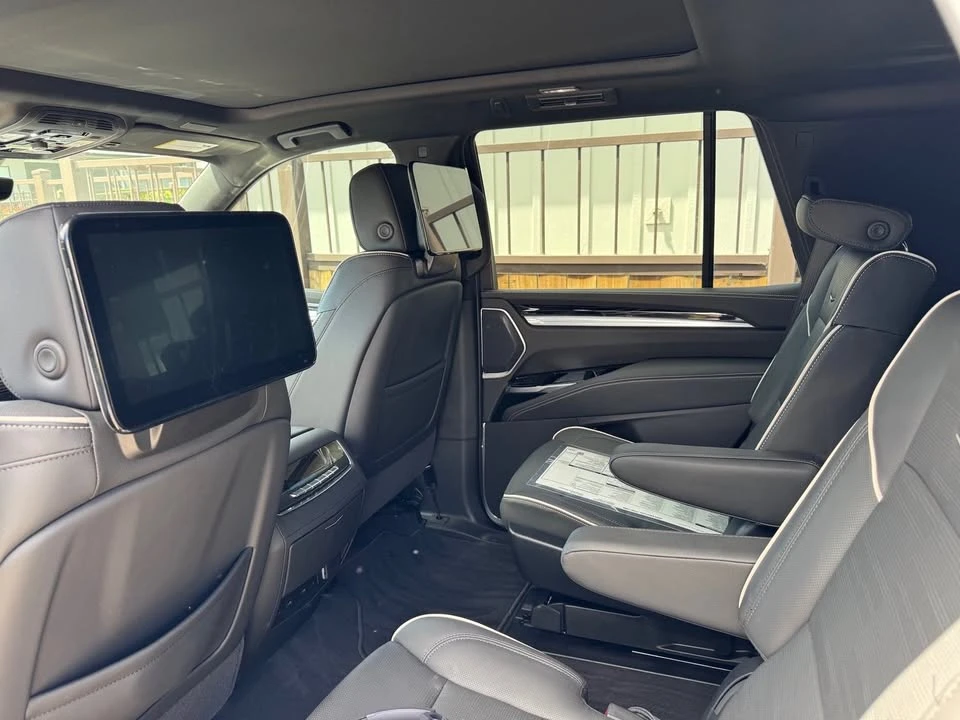 2026 Cadillac Escalade 5th Gen - Image 11 of 13
