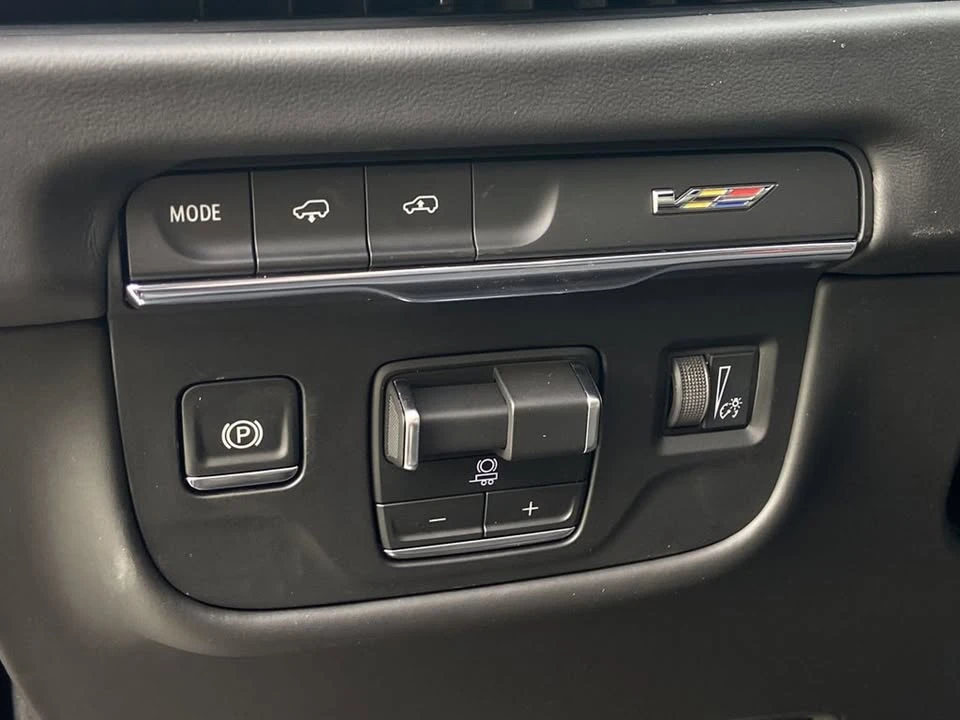 2026 Cadillac Escalade-V 5th Gen - Image 9 of 19