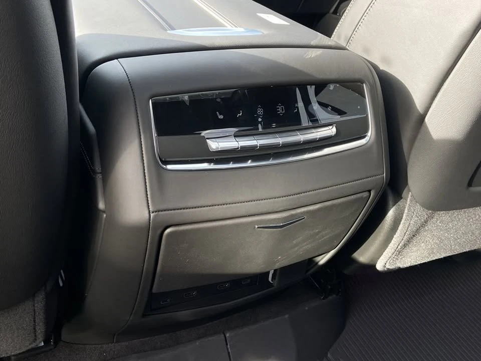 2026 Cadillac Escalade-V 5th Gen - Image 14 of 19