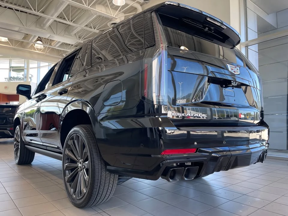 2026 Cadillac Escalade-V 5th Gen - Image 5 of 8