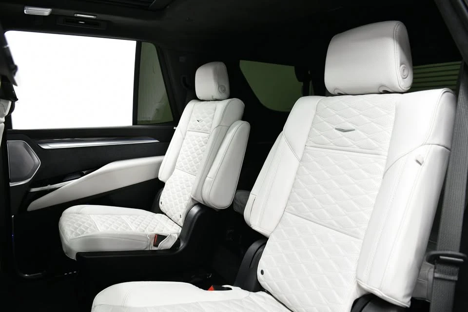 2026 Cadillac Escalade-V 5th Gen - Image 18 of 20