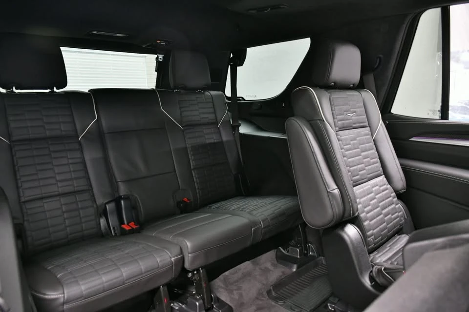 2026 Cadillac Escalade-V 5th Gen - Image 18 of 20