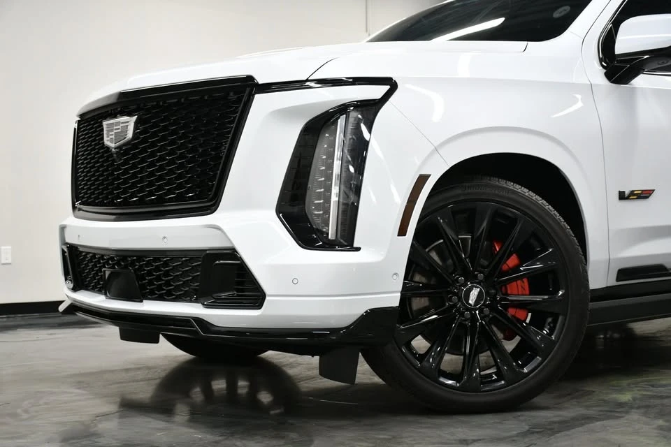 2026 Cadillac Escalade-V 5th Gen - Image 3 of 20