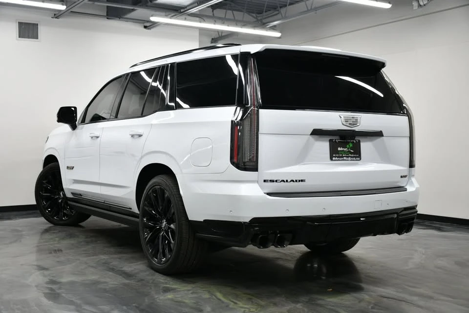 2026 Cadillac Escalade-V 5th Gen - Image 5 of 20