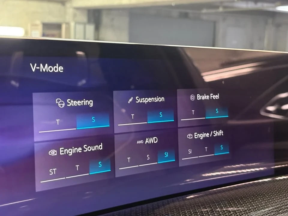 2026 Cadillac Escalade-V 5th Gen - Image 11 of 12