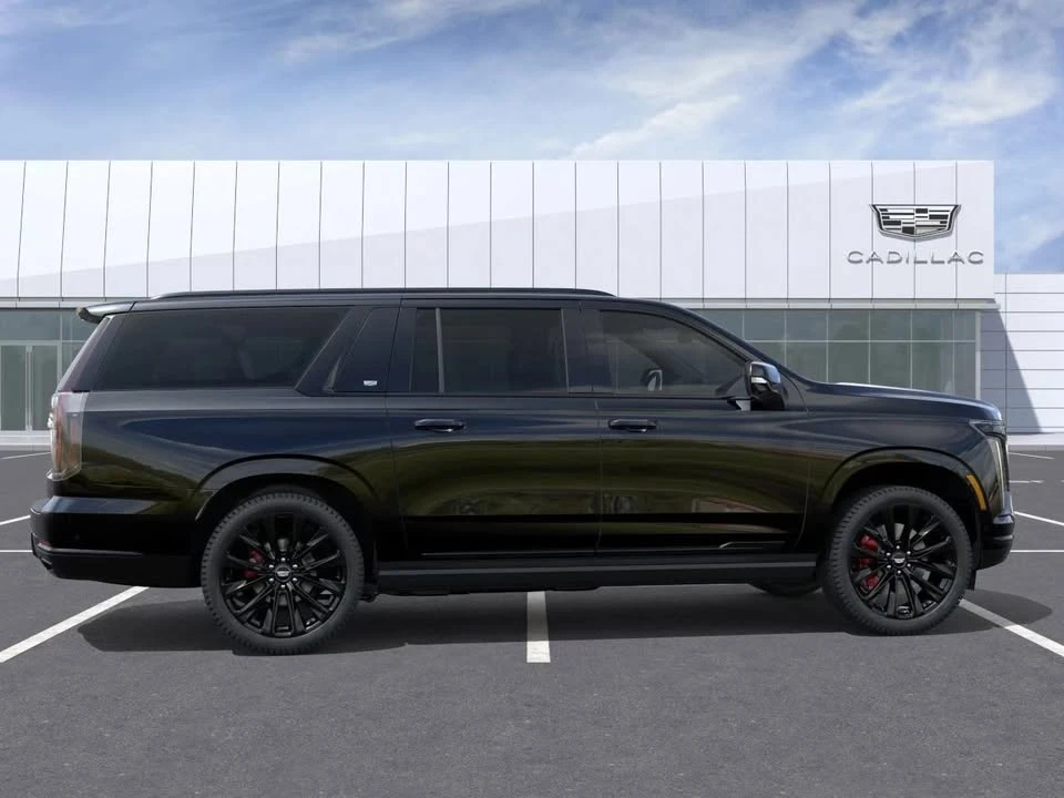 2026 Cadillac Escalade 5th Gen - Image 7 of 18