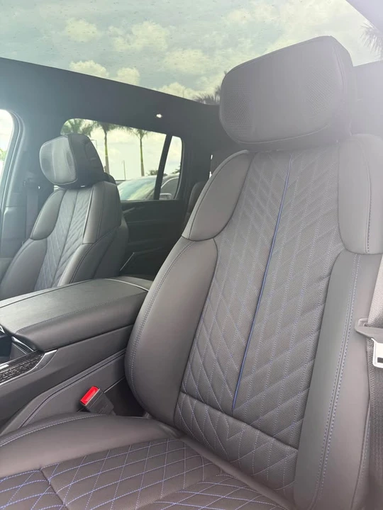 2026 Cadillac Vistiq - Image 18 of 18