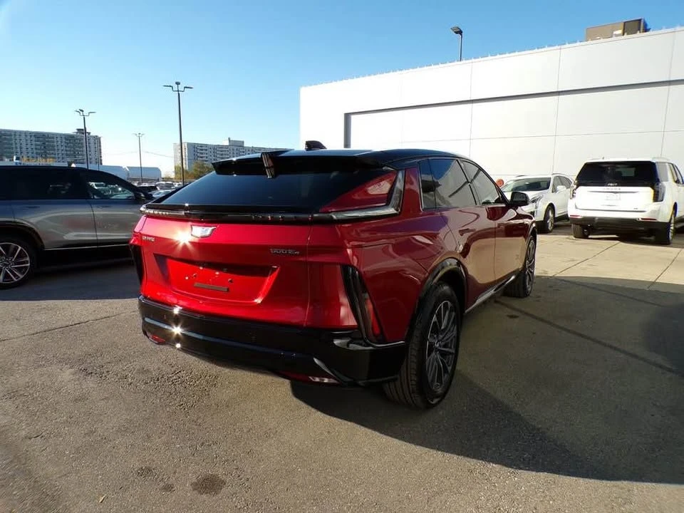 2026 Cadillac Lyriq - Image 4 of 17