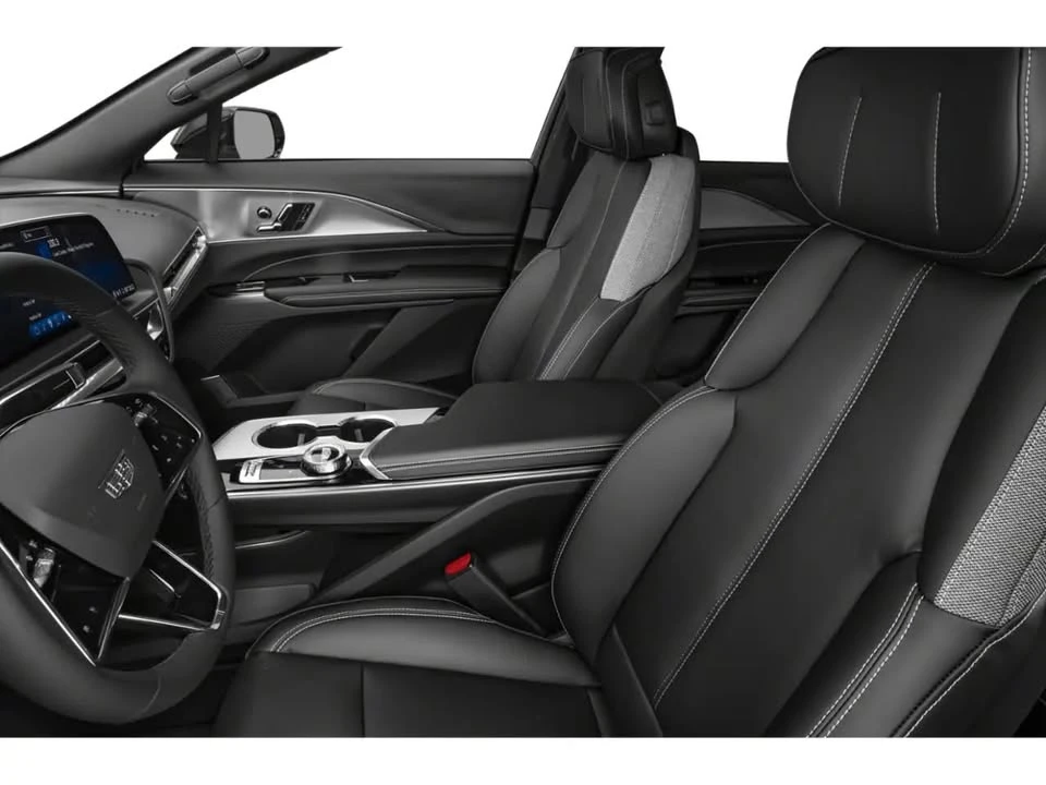 2026 Cadillac Lyriq - Image 6 of 13