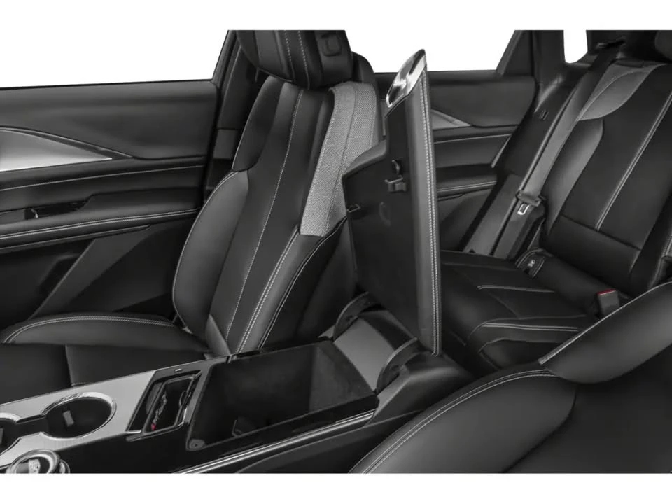 2026 Cadillac Lyriq - Image 11 of 13