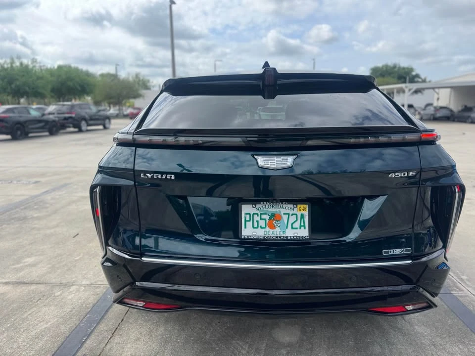 2026 Cadillac Lyriq - Image 4 of 15