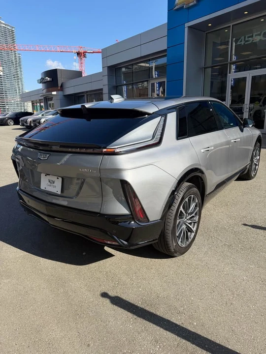 2026 Cadillac Lyriq - Image 4 of 13