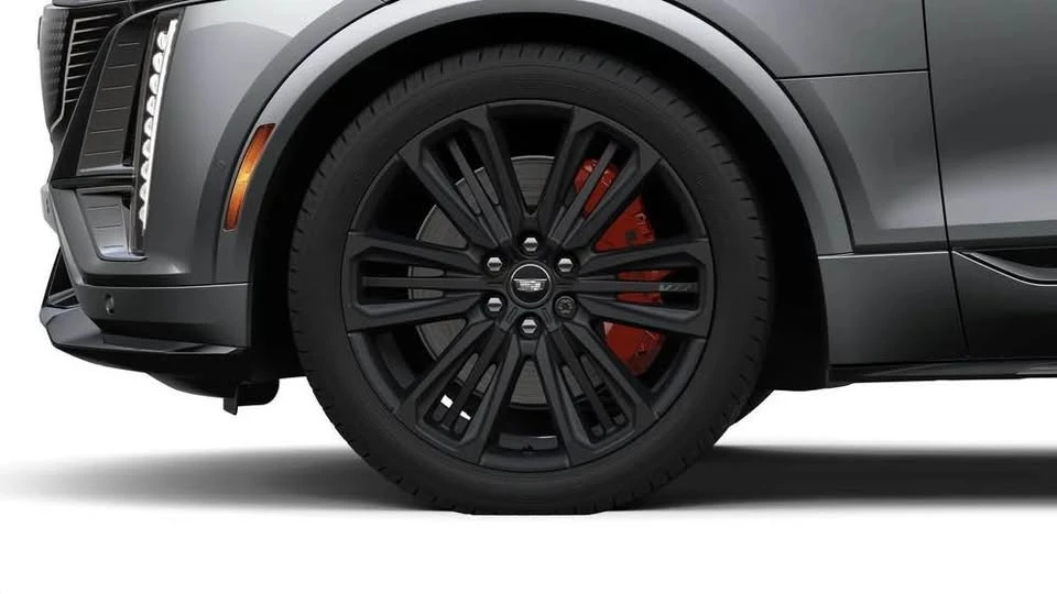2026 Cadillac Lyriq - Image 7 of 11