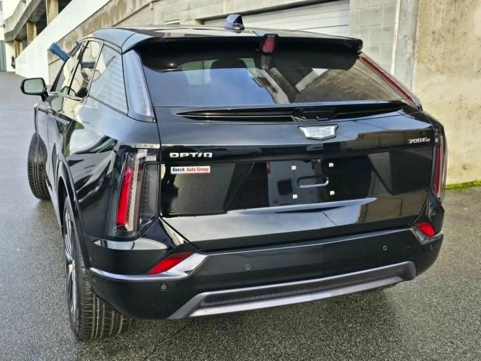 2026 Cadillac Optiq - Image 2 of 13