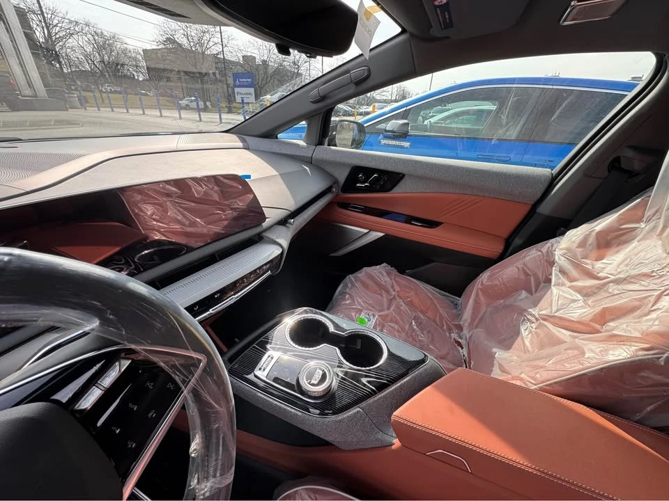 2026 Cadillac Optiq - Image 15 of 15