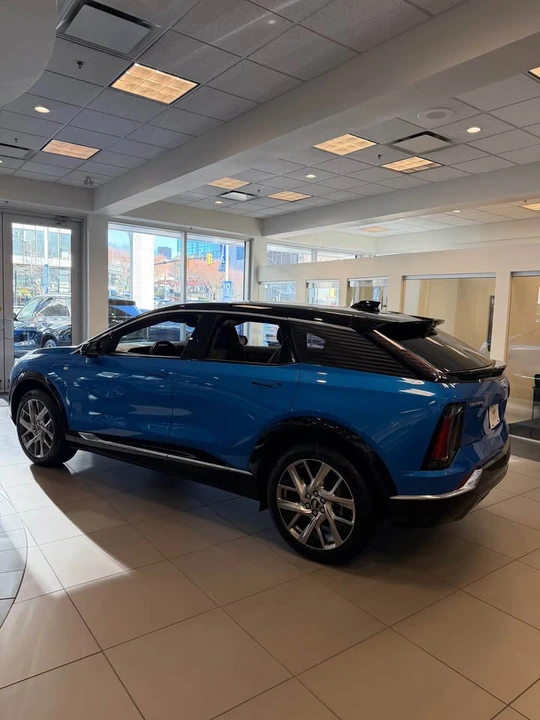 2026 Cadillac Optiq - Image 6 of 15