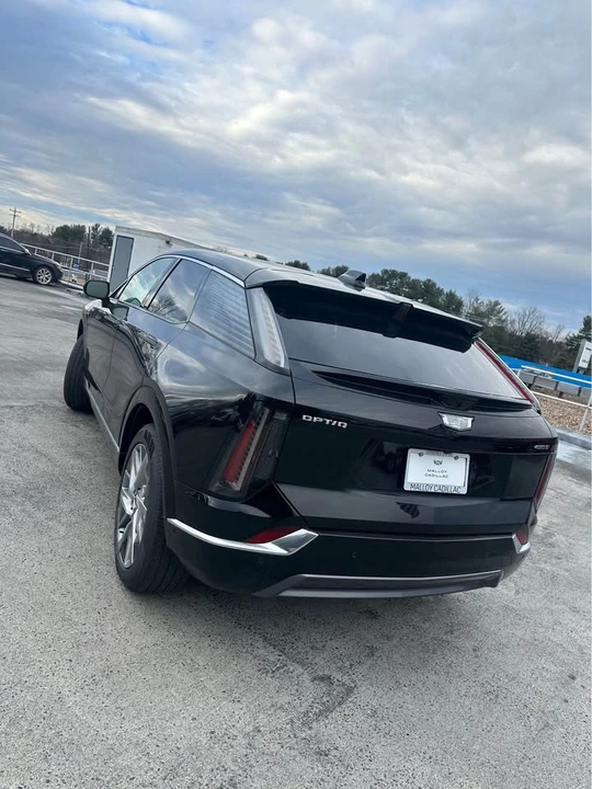 2026 Cadillac Optiq - Image 4 of 10
