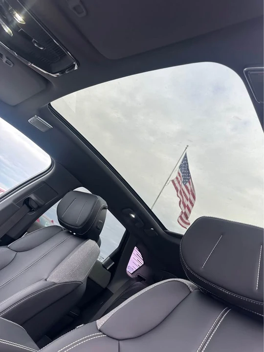 2026 Cadillac Optiq - Image 10 of 10