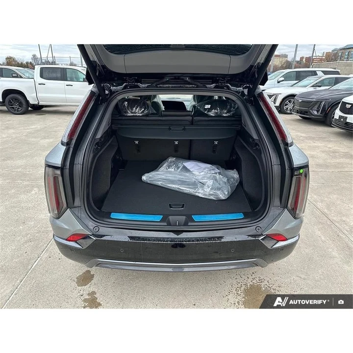 2026 Cadillac Optiq - Image 6 of 15