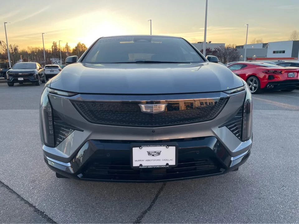2026 Cadillac Optiq - Image 2 of 14