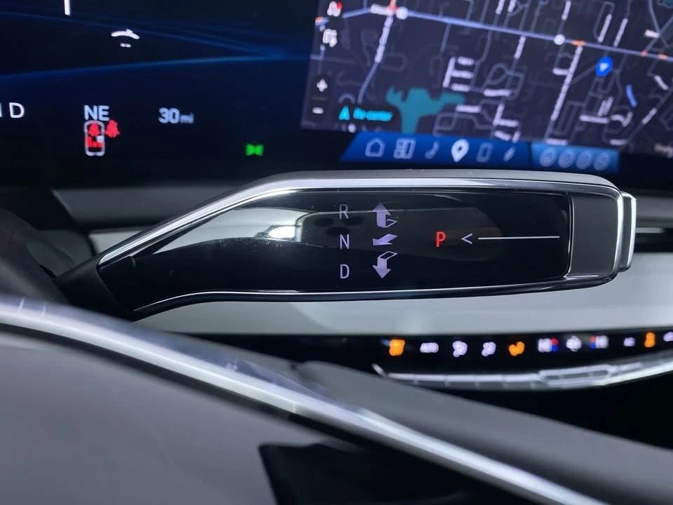 2026 Cadillac Optiq - Image 8 of 20