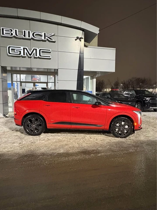 2026 Cadillac Optiq - Image 4 of 19